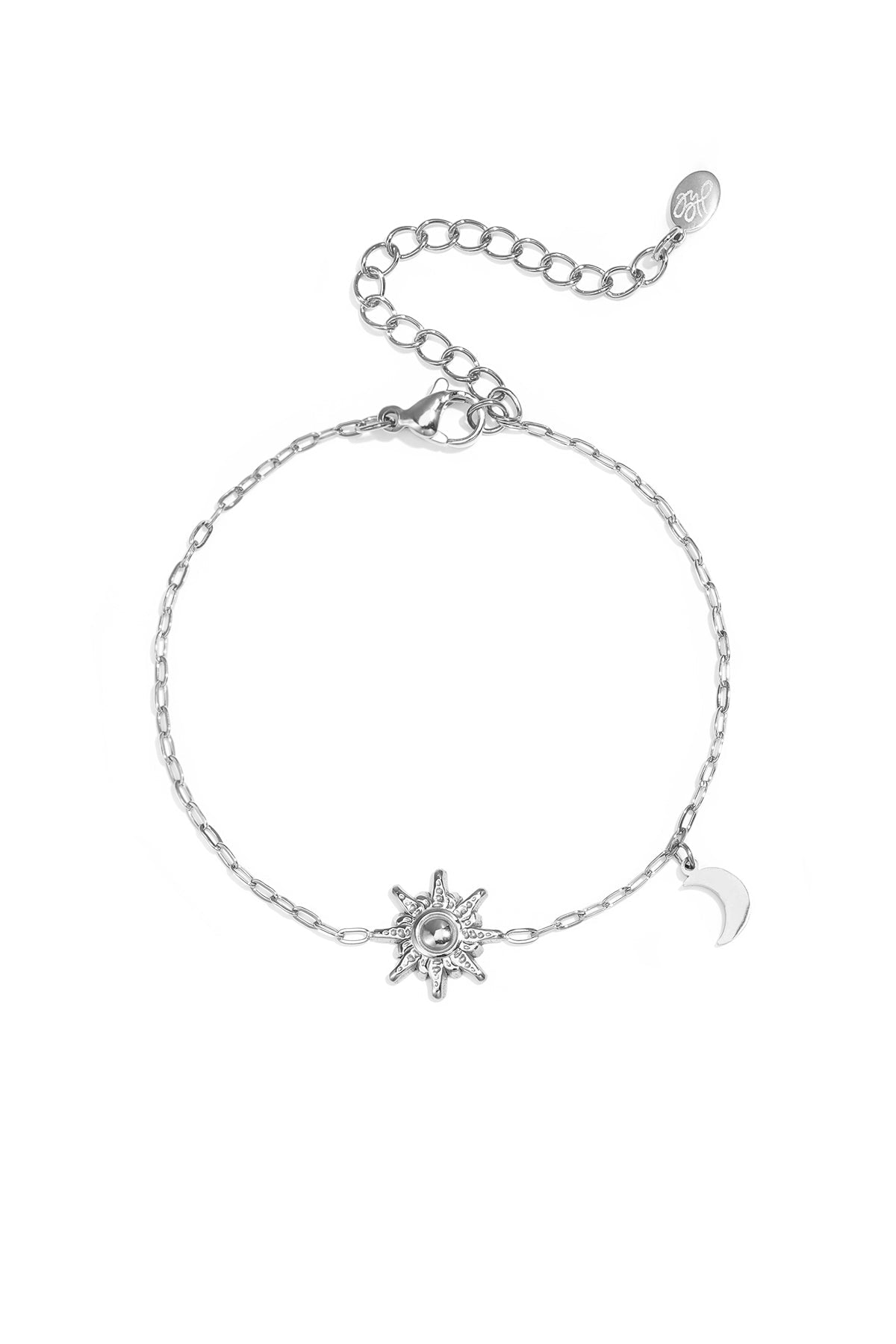 Armband met maan- en sterbedeltje, detailfoto