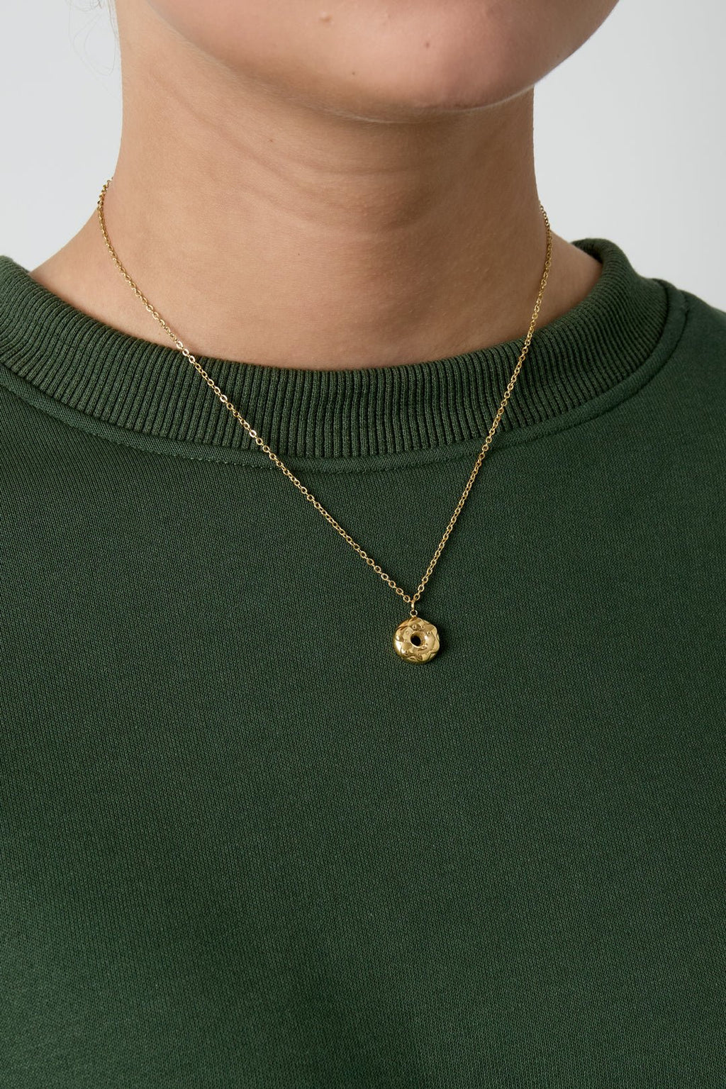 Basic ketting met donut bedeltje, zilverkleurig