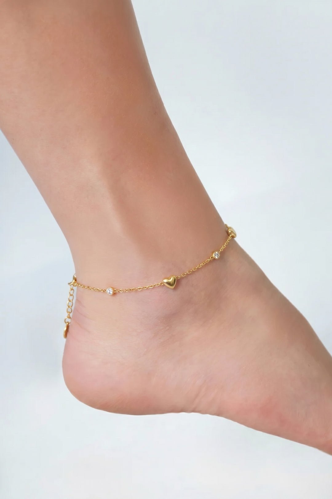 Enkelbandje met hartjes en strass - Jewellery Fever