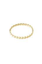 Minimalistische armring met hartjesmotief, goudkleurig