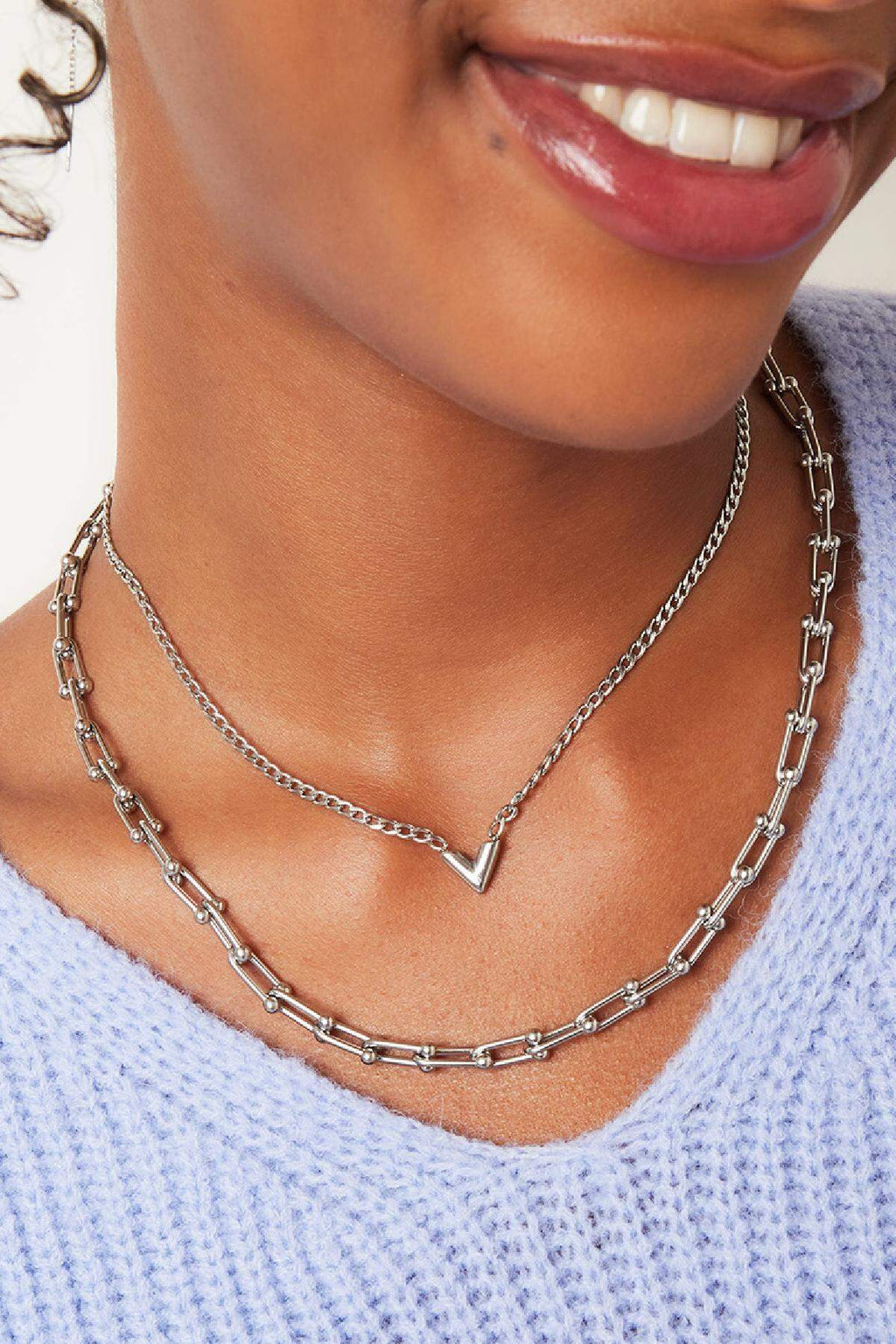 V-vormige ketting, zilverkleurig
